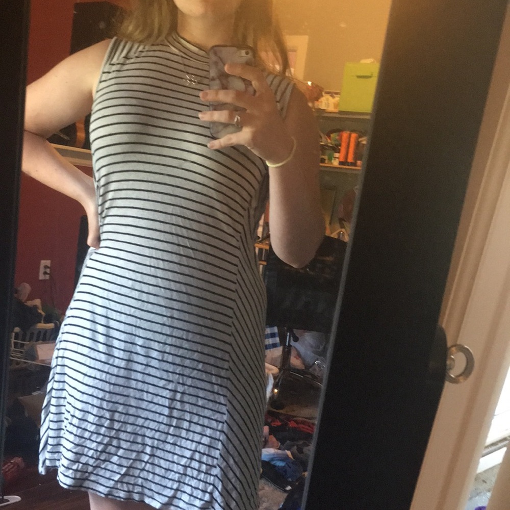 Mock neck shift dress
